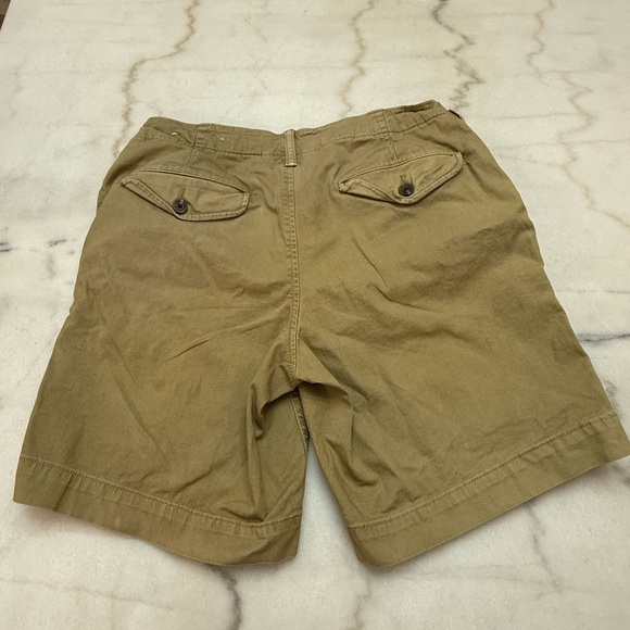 American Eagle Outfitters Men's Khaki Shorts - Picture 2 of 4